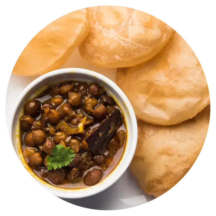 Sookha Kala Chana with Puri